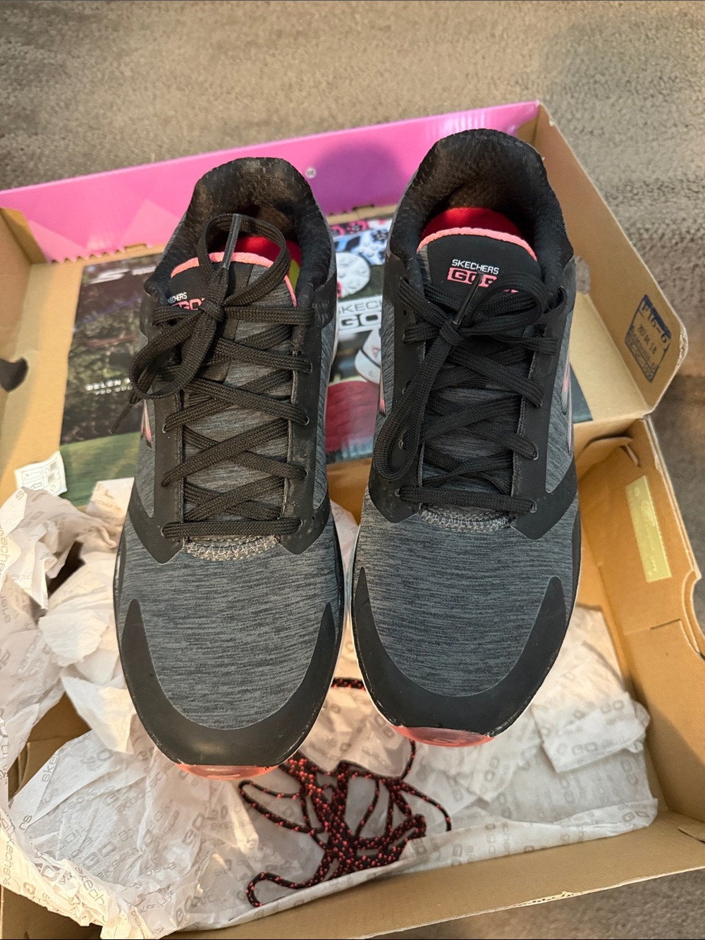 New Skechers Women’s Golf Shoe — Charcoal with Coral Accents - Picture 3 of 4